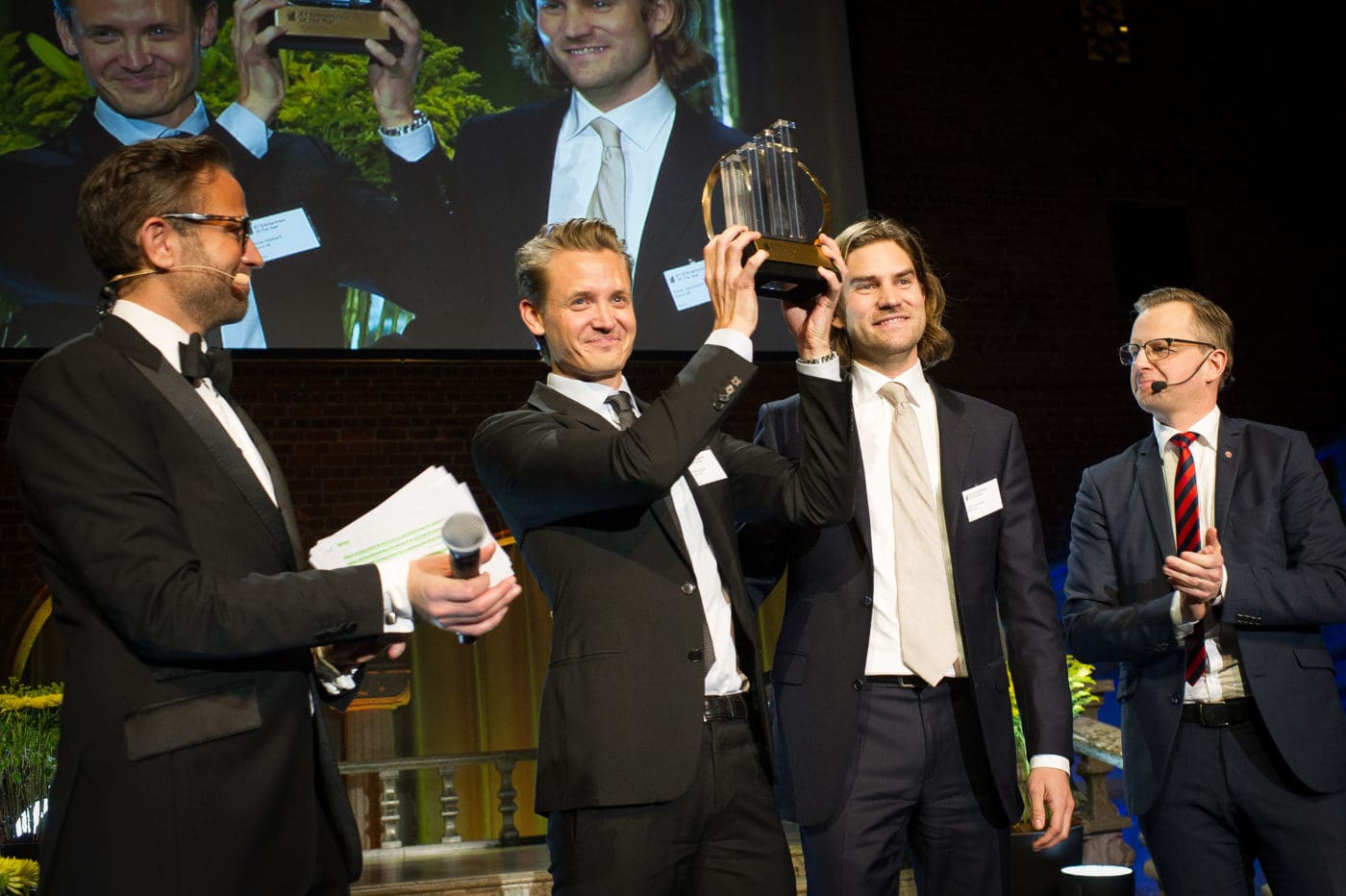 
				<![CDATA[Sebastian Siemiatkowski, Victor Jakobsson och Niklas Adalberth från Klarna AB i Stockholm utsågs till Sveriges främsta entreprenörer i Entrepreneur Of The Year. ]]>		