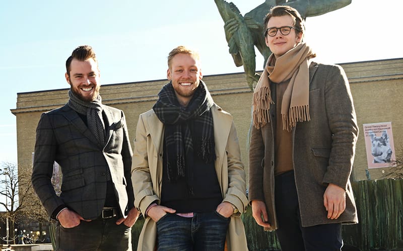 
				<![CDATA[Svenska Venuu-teamet: Anders Källvik, Axel Bergström och Carl Johan Lie Karlberg. Foto: Robin Elmgren.]]>		